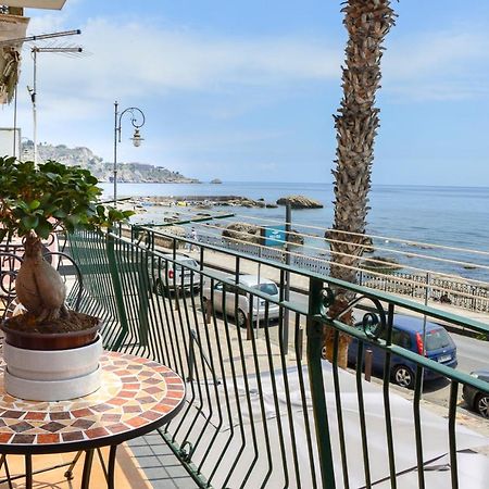 Sun Sea House Taormina Apartment Giardini Naxos Exterior photo